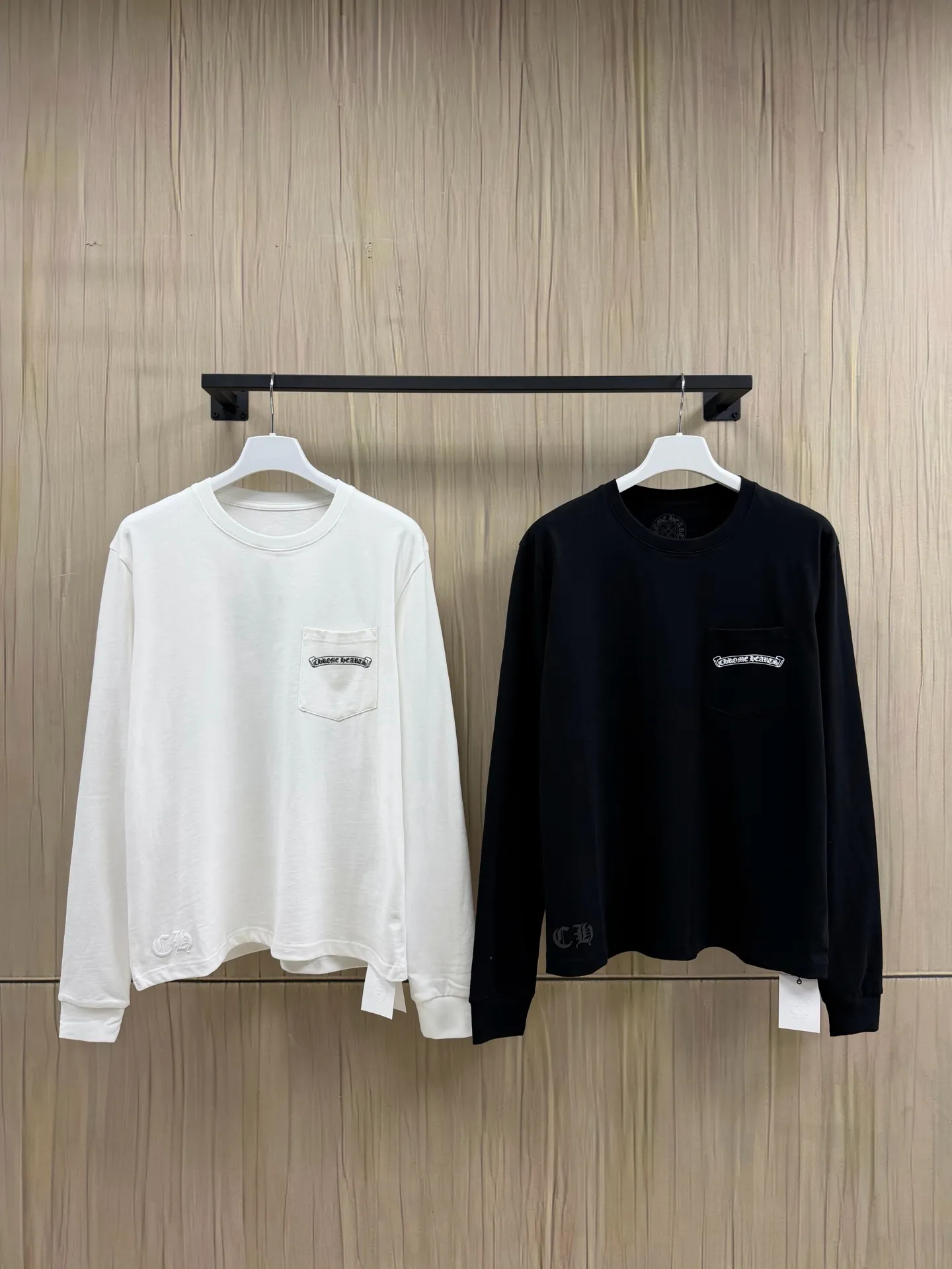 。【 In Stock】Chrome Hearts ST.barth White size S M L XL Chrome Hearts ST.barth Series 32 ， 190G， ， ， ， 、 ， 。 ， ， ， Classic ， ， 。 ， ， 、 ， 。 ， ， ， ， ， ， ， Classic 。 ， ， Same Style ， ， ， ， Same Style。